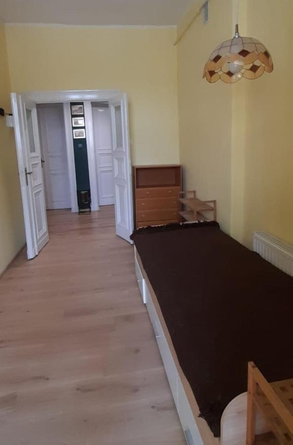 Апартаменты Apartament Kasztanowy Гливице Экстерьер фото