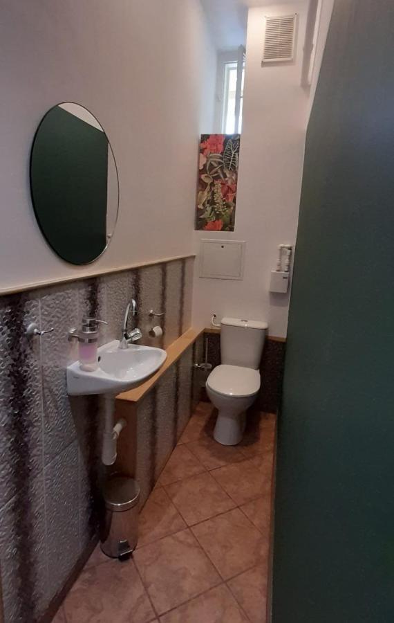 Апартаменты Apartament Kasztanowy Гливице Экстерьер фото