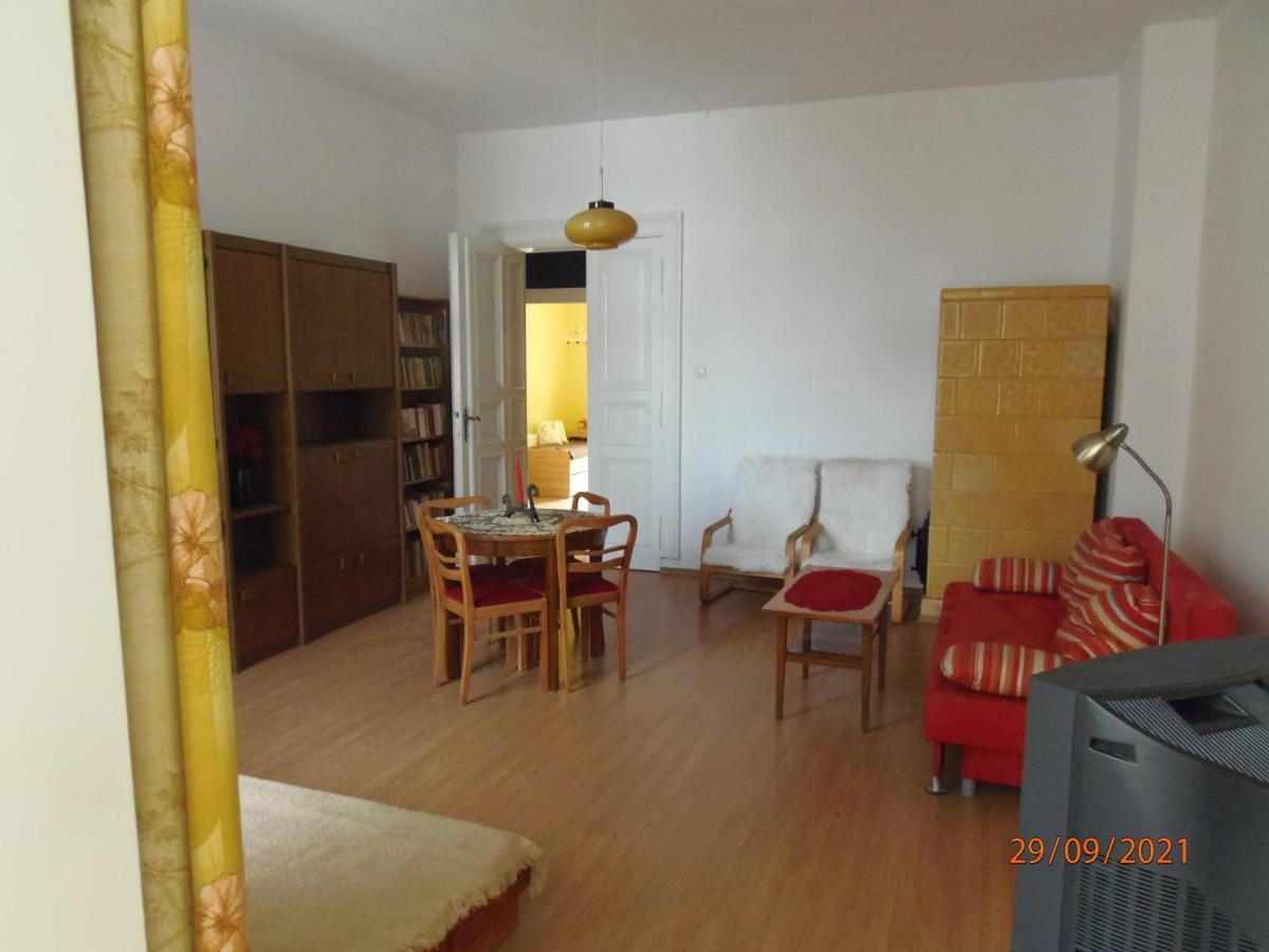 Апартаменты Apartament Kasztanowy Гливице Экстерьер фото