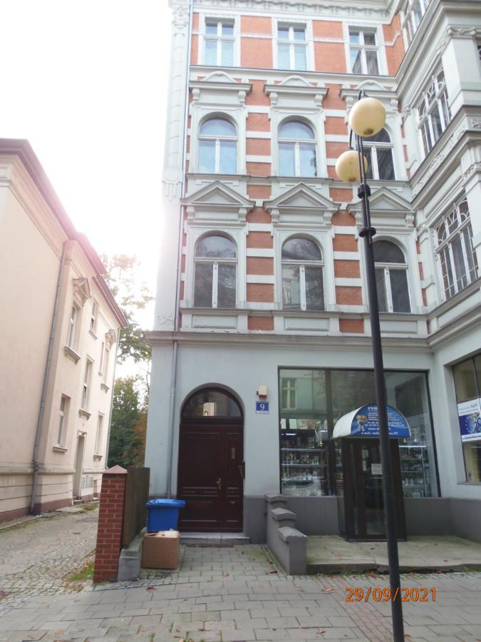 Апартаменты Apartament Kasztanowy Гливице Экстерьер фото
