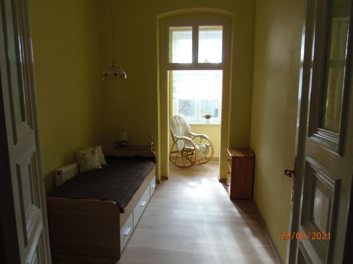Апартаменты Apartament Kasztanowy Гливице Экстерьер фото